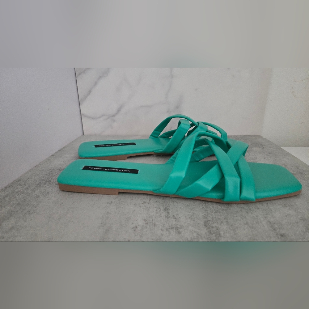 French Connection FCSHIRE-S1 Green Slip-on Sandals size 11